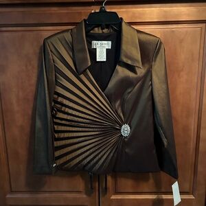 NEW J.R. Nites by Caliendo Brown Fancy Top w/rhinestone Broach
